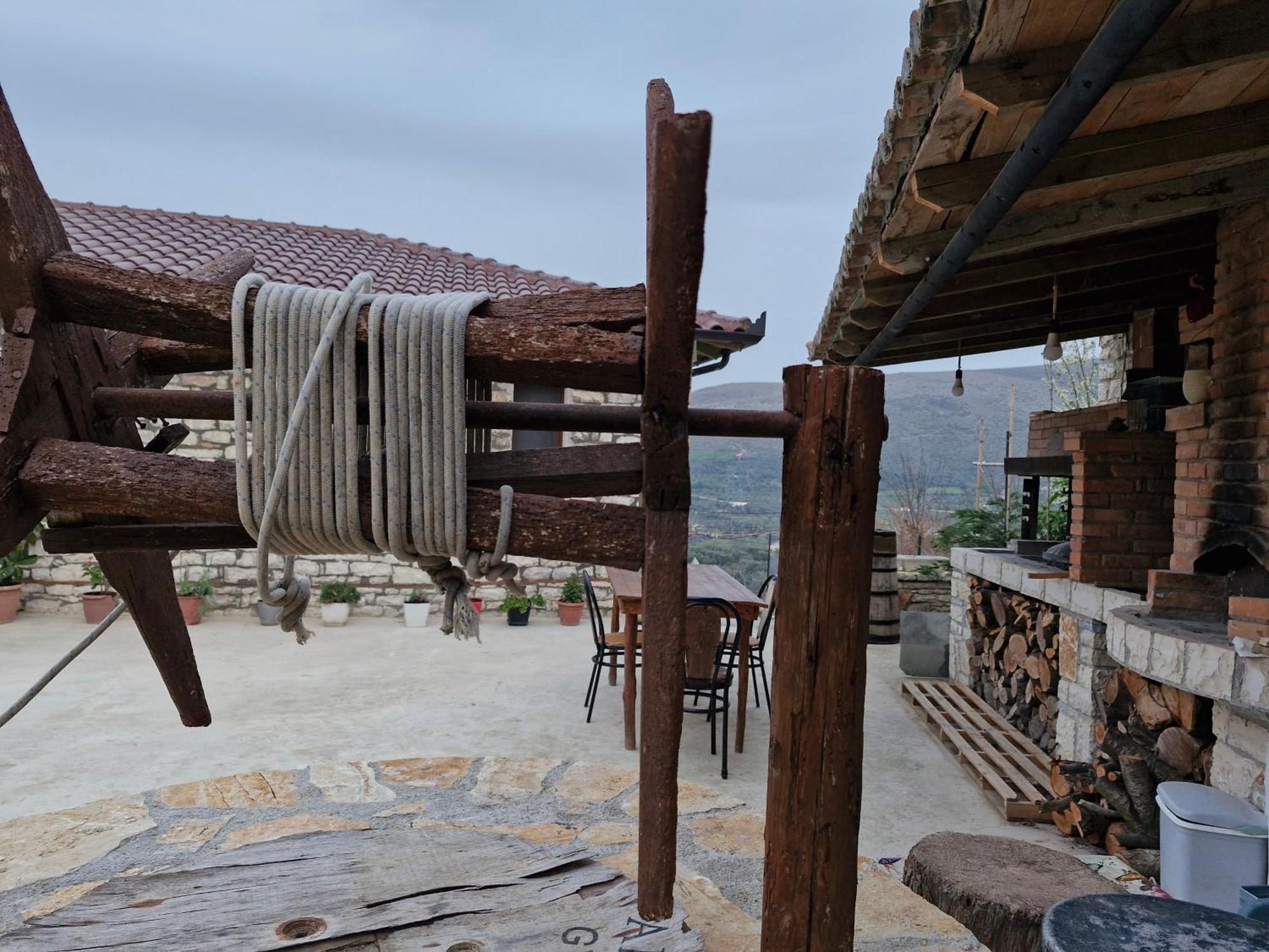 Villa Shpiragu Village Experience ベラト エクステリア 写真