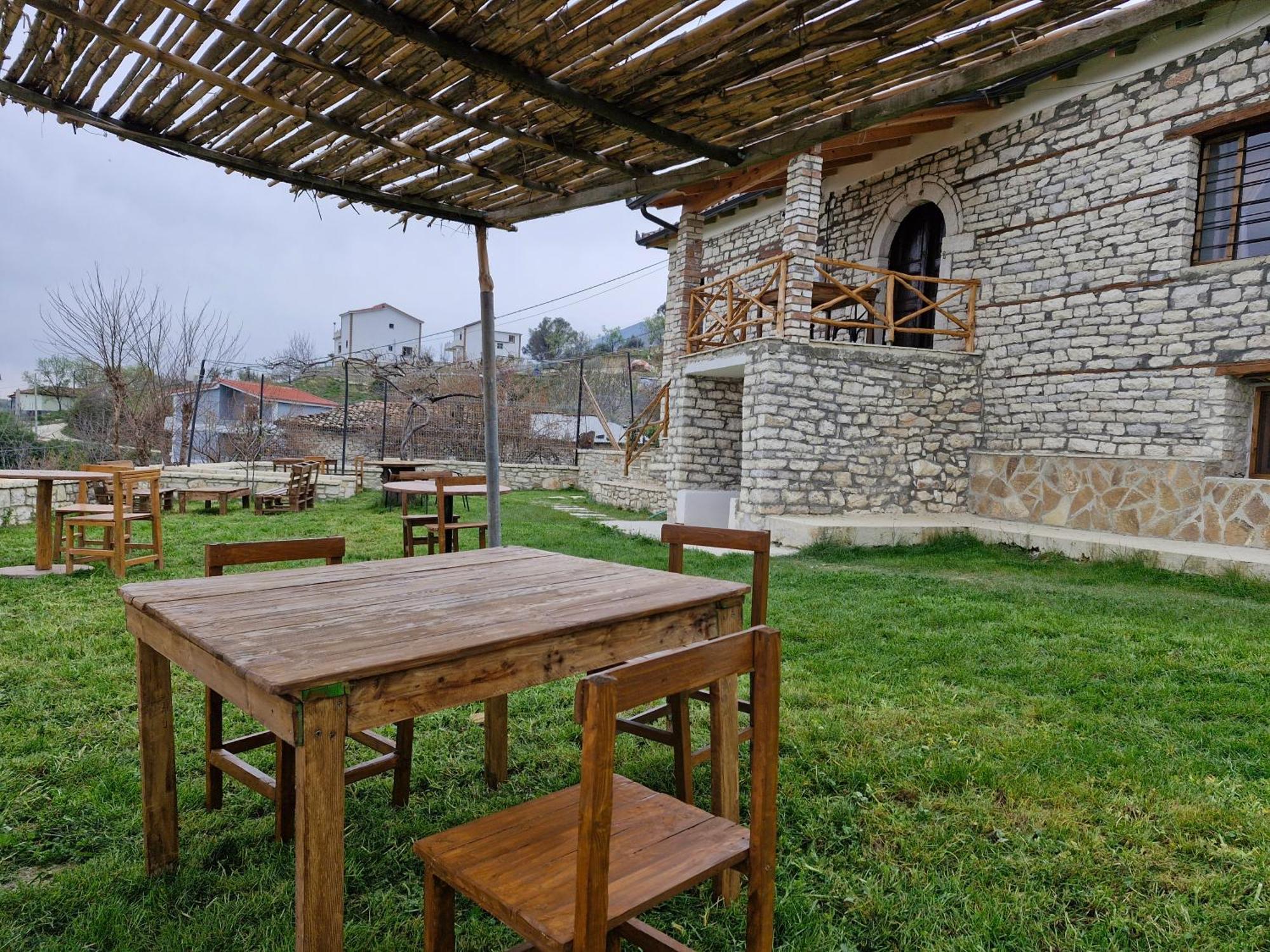 Villa Shpiragu Village Experience ベラト 部屋 写真